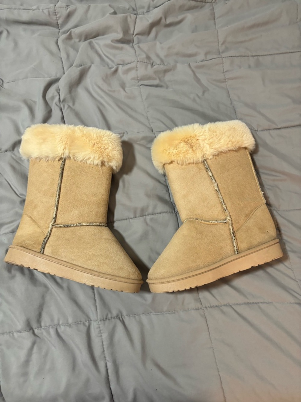Women's Tan Faux Fur Winter Boots - Cozy Slip-On Style